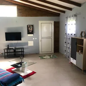 Appartement Zen Haut Mali Bain Chaud à 3 Min, Bouillante